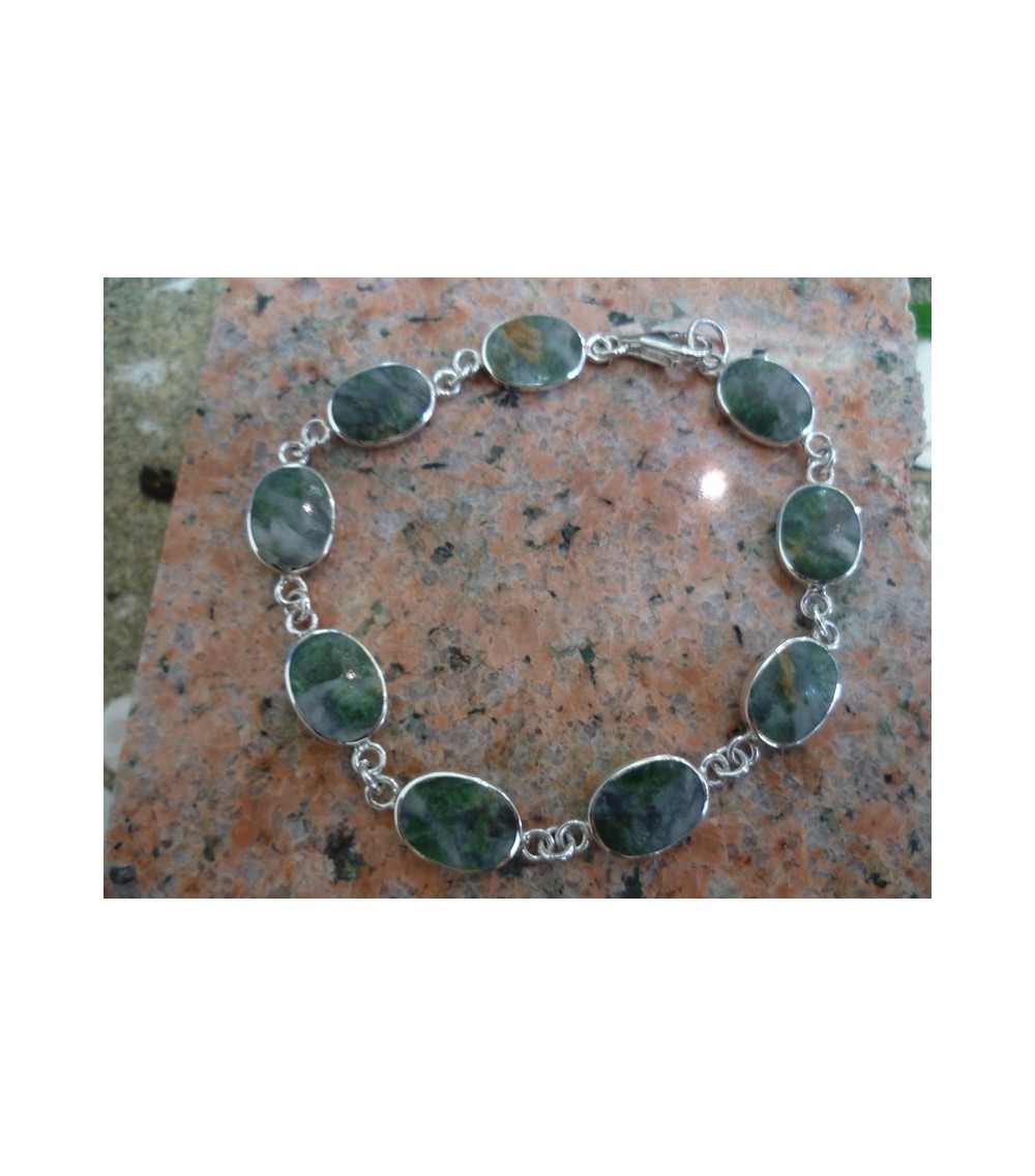 Bracelet argent massif et vert d'Orezza