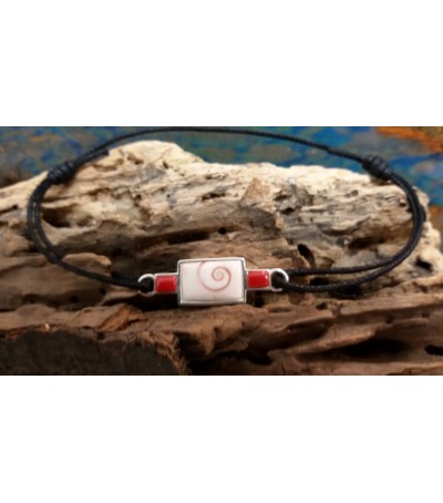Bracelet argent massif corail rouge et oeil de Sainte Lucie