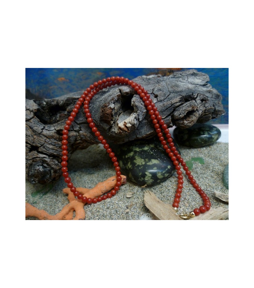 Collier or 18 carats et corail rouge de Méditerranée