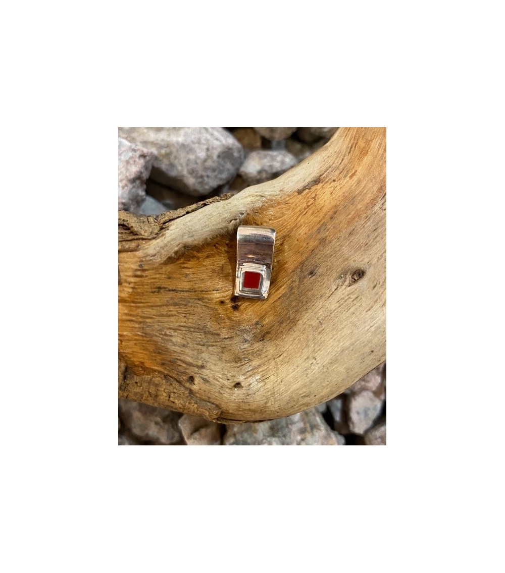 Sterling silver pendant with the true Mediterranean red coral