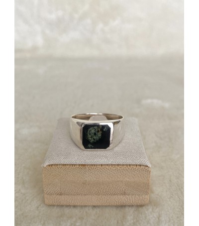 Sterling silver ring with Verde Stella