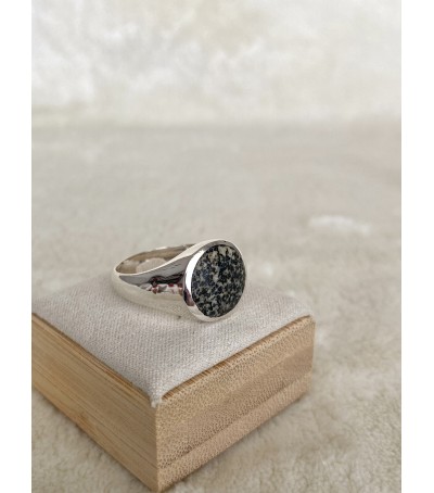 Bague argent massif et Diorite noire