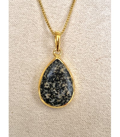 Pendentif Vermeil et Diorite Noire