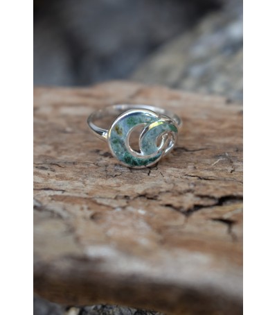 Bague argent massif et Vert d'Orezza