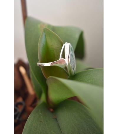 Bague argent massif et Vert d'Orezza