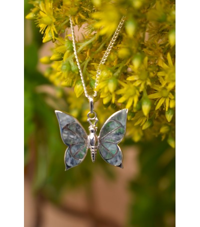 Pendentif argent massif et Vert d'Orezza