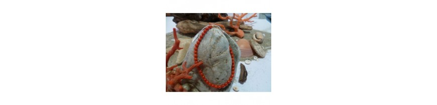 18-carat gold bracelets with red coral